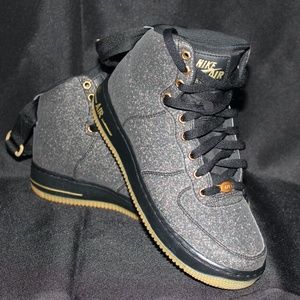 NIKE AIRFORCE 1 HIGH LV8 "Black GUM"